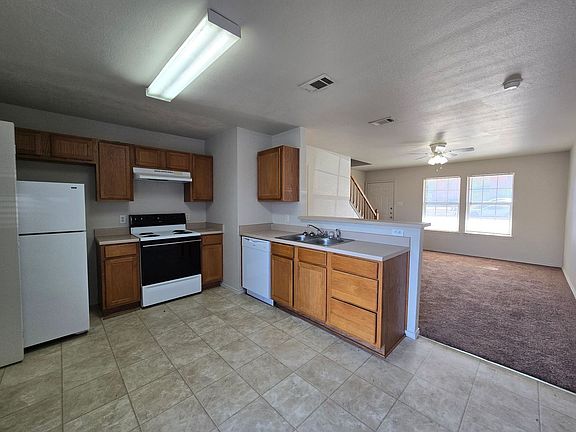 3rd image of 3513 Malibu Ln APT B