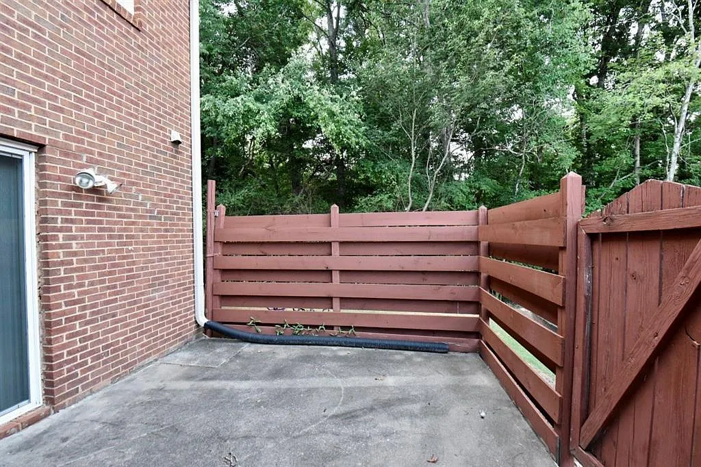 Building Photo - 2898 Webb Bridge Rd