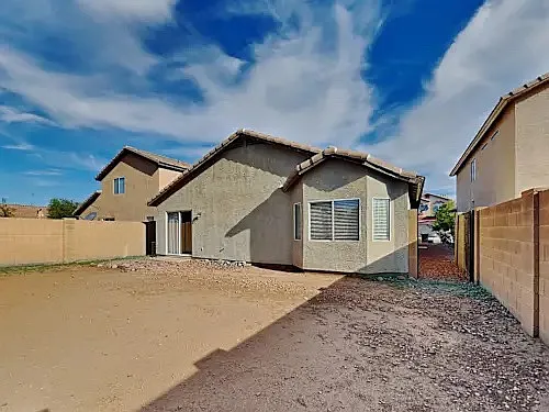 8065 W Agora Ln Photo 1