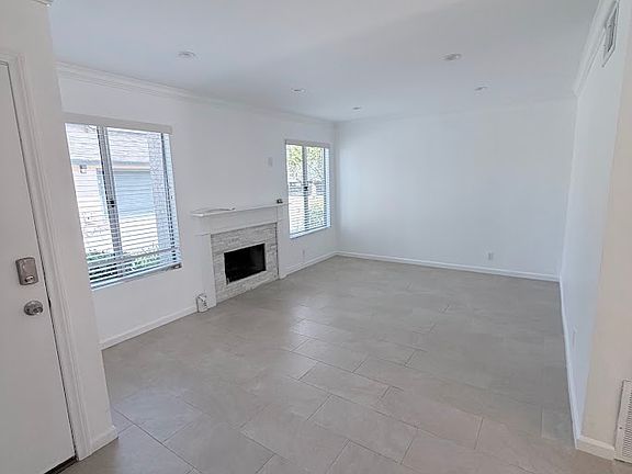 2nd image of 9250 Sunland Blvd APT 12