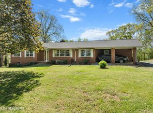 148 Green Hill Dr, Vonore, TN 37885
