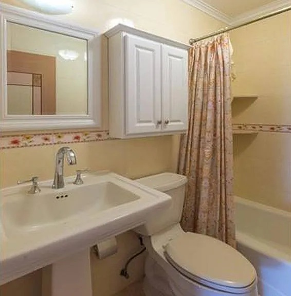 138 Prospect St — Photo 3