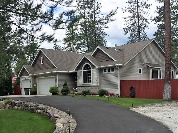 2nd image of 4049 Pine Meadows Dr