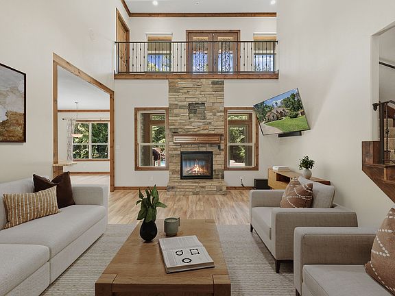 5th image of 1822 Stonehaven Ct