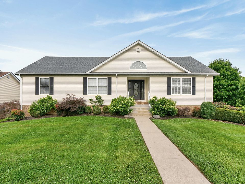 1st image of 117 Creekside Dr