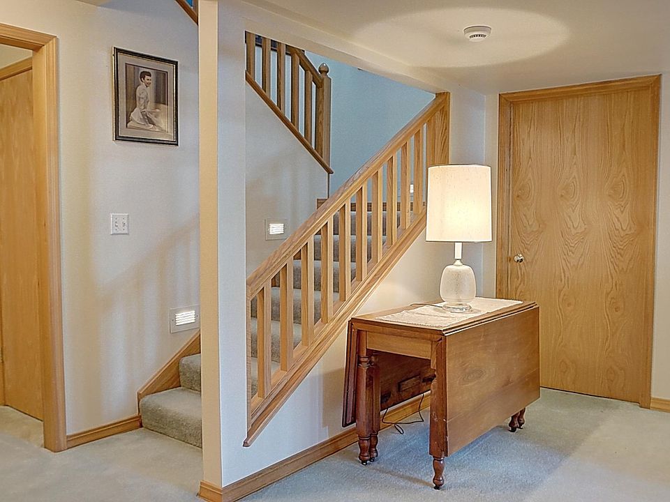 Downstairs Corridor 2