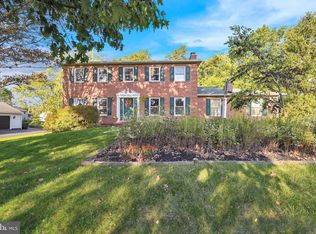 1330 Garrison Dr, York, PA 17404