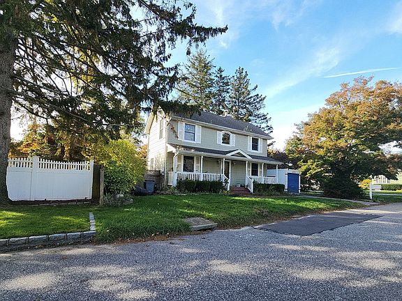 3rd image of 30 West St