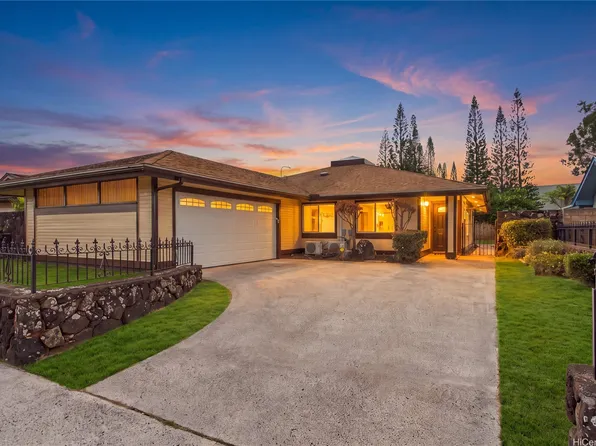 95-576 Leleiona St, Mililani, HI 96789