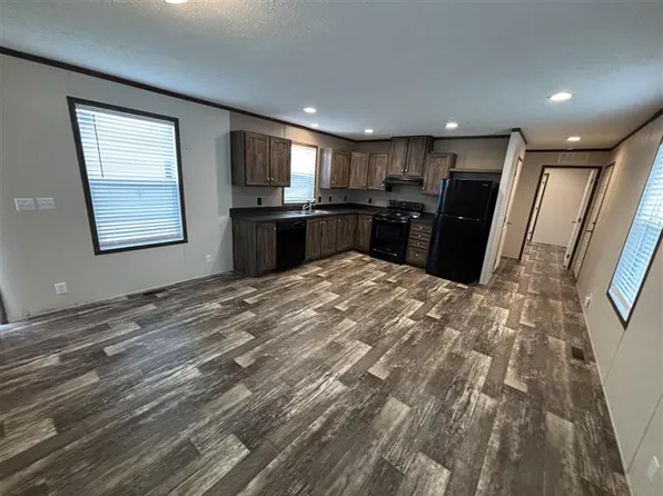 13 Lou Henry Ln #Am13, West Branch, IA 52358