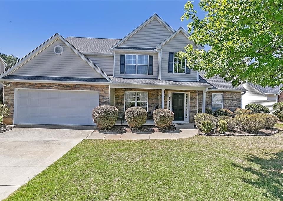 1st image of 3559 Garden Manor Dr SW
