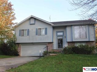 15706 Parker St, Omaha, NE 68118