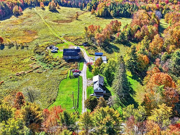5th image of 2326 Fraserburg Rd