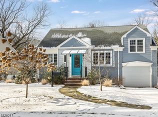 18 Chestnut Hill Pl, Glen Ridge, NJ 07028