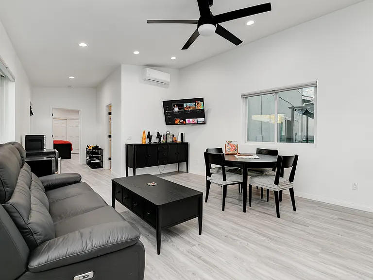 6949 Hyde Park Dr #6947 — Photo 11