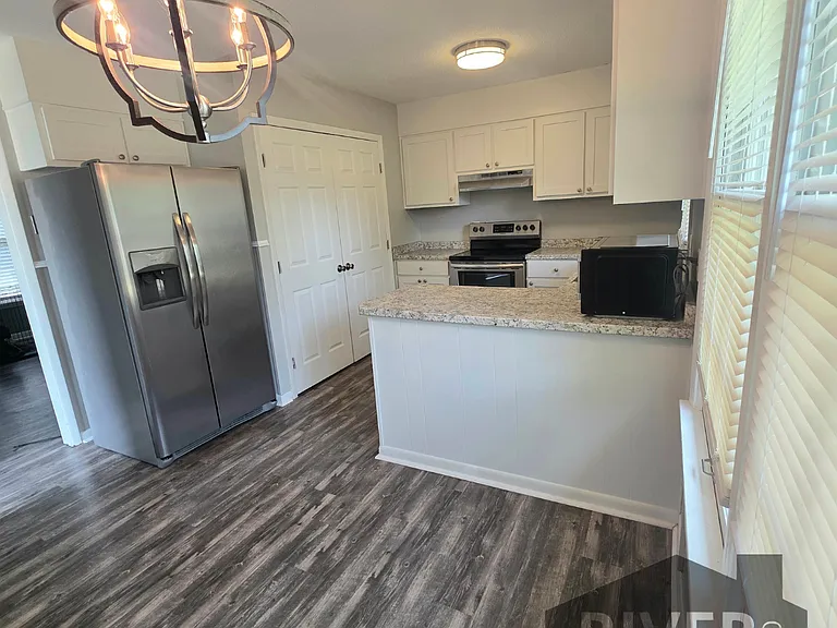 1233 Ridge Dr — Photo 13