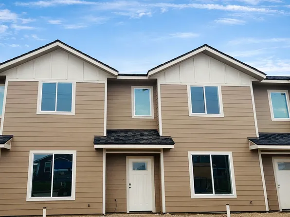 511 8th St, Crescent City, CA