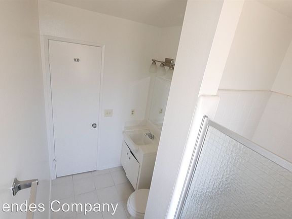 4th image of 815 Normark Ter APT 3