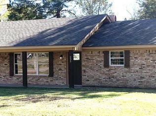 235 W Barfield St, Sour Lake, TX 77659