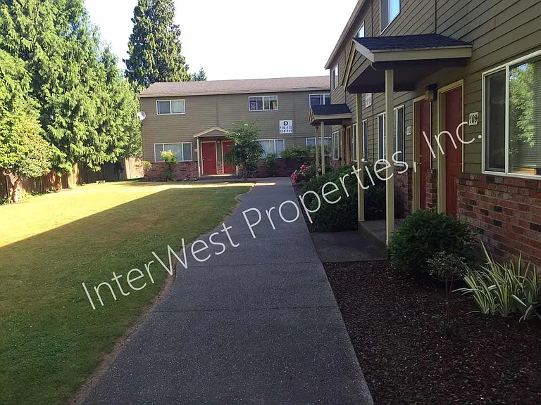 16705 NE Halsey St #108 — Photo 2