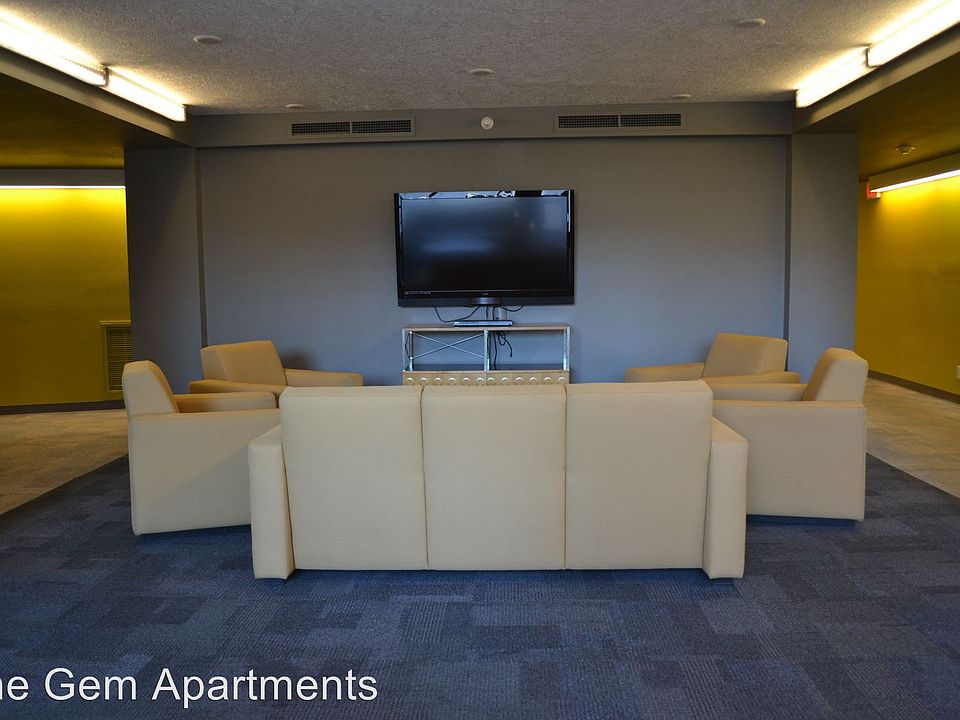 2nd image of 155 NW Kings Blvd APT 425