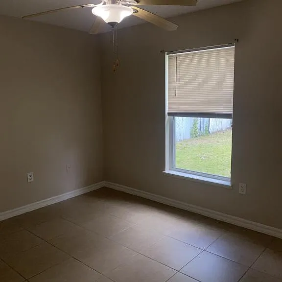 305 Chiquita Ct — Photo 19