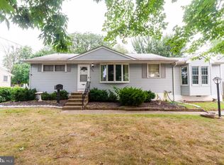 505 Jefferson St, Riverside, NJ 08075