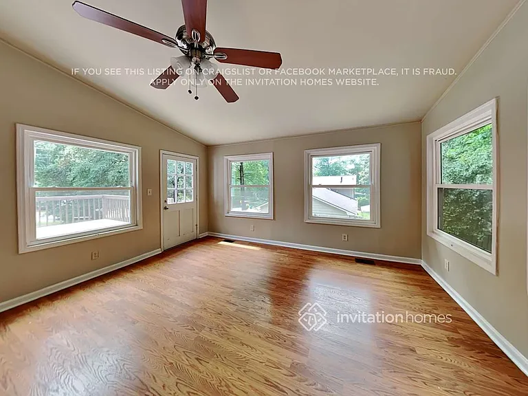 1465 Lake Lucerne Rd SW — Photo 23