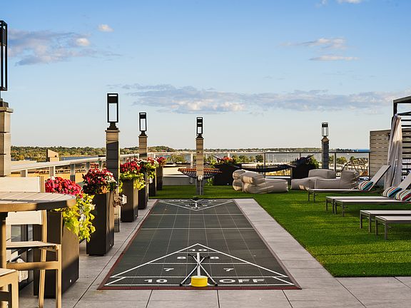 Rooftop Lounge & Water Views
