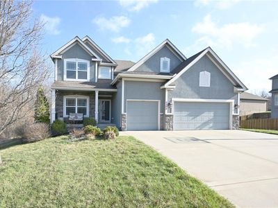 5304 NW 93rd St, Kansas City, MO, 64154