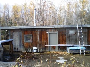 20073 E Fishhook Ave, Talkeetna, AK 99676