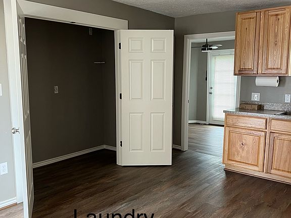 4th image of 24001 Frontier Ln