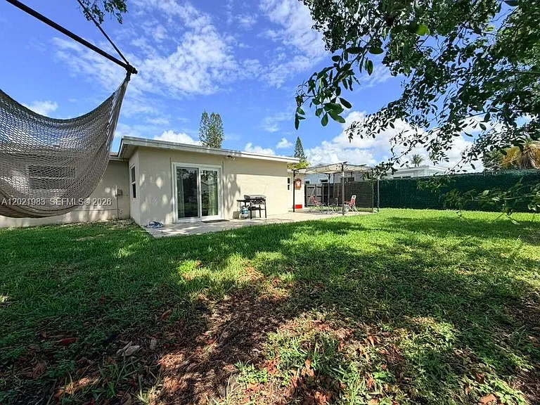 2631 NW 94th Ave — Photo 38