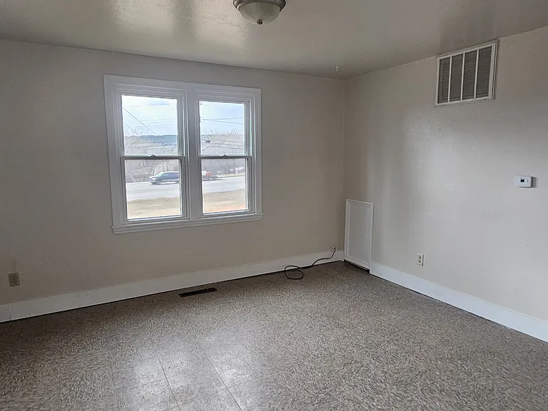 3403 1/2 W Rapid St — Photo 10