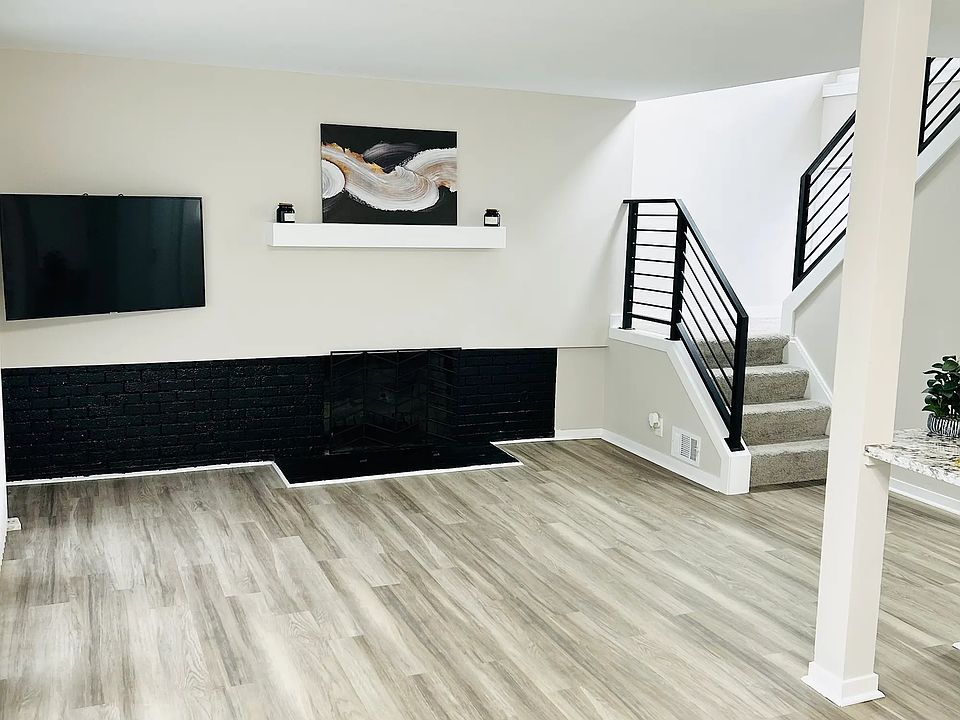 2 Bedroom Diamond Townhome