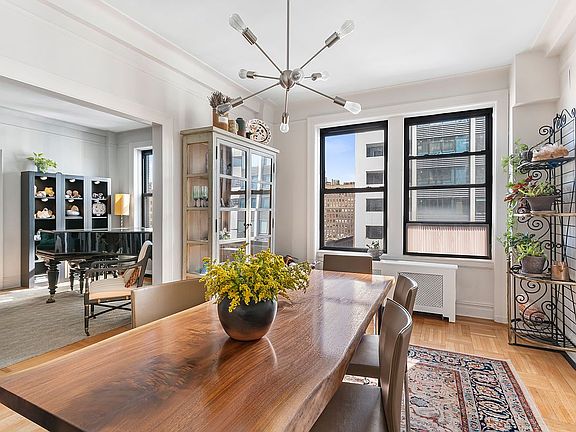 4th image of 176 W 87th St #9C