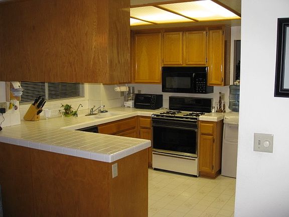 3rd image of 3245 Sagewood Ln