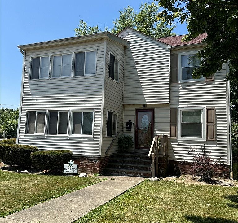 1st image of 288 E 248th St