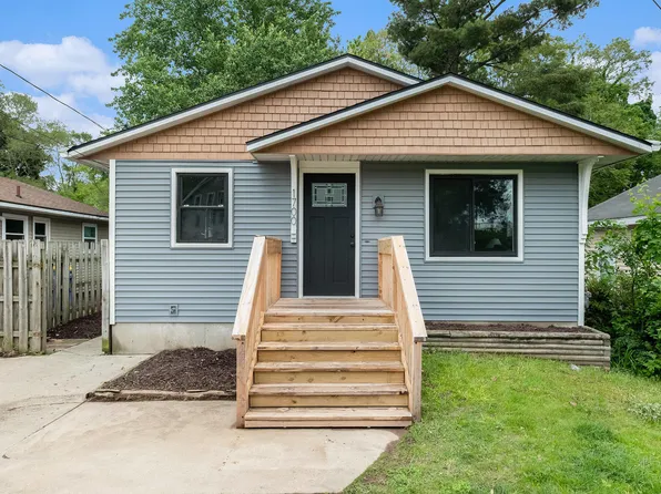 1700 Bristol Ave NW, Grand Rapids, MI 49504