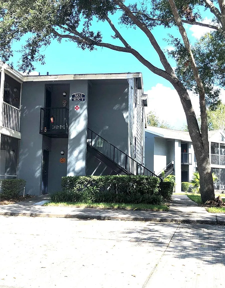 2 bed, 2.0 bath, 910 sqft, $1,450 — Photo 1