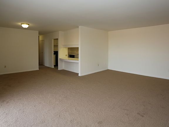 5th image of 1730 Edgewood Hill Cir Suite 101