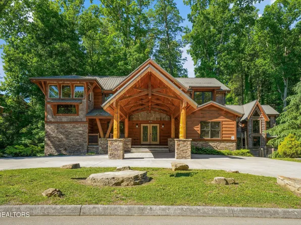 2716 Dayne Dr, Sevierville, TN 37876