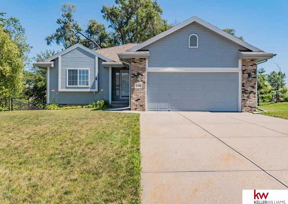 1st image of 2311 Aberdeen Dr