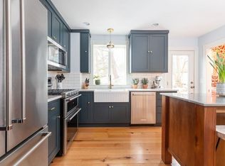 14 Warwick Rd, Melrose, MA 02176