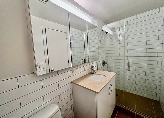 Rented by Keller Williams NYC | media 13