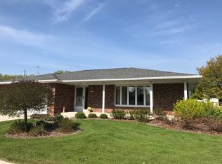 2336 N 27th St, Sheboygan, WI 53083