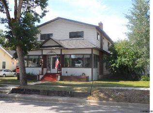 925 Morse Lee St, Evanston, WY 82930