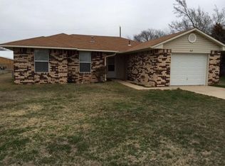 415 2nd St, Elgin, OK 73538