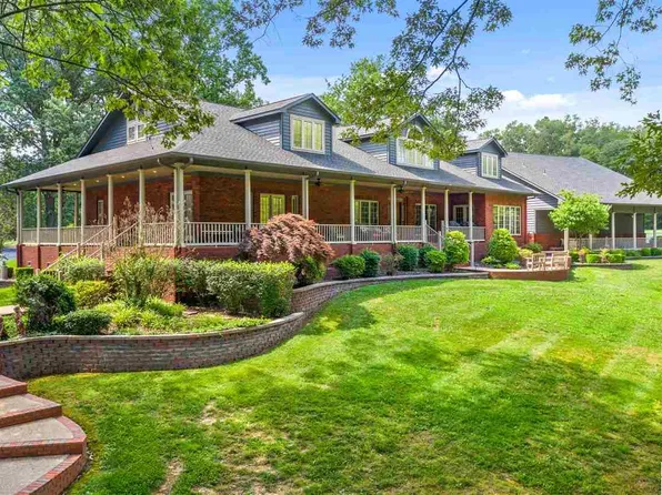32 Wrenwood Ln, Murray, KY 42071