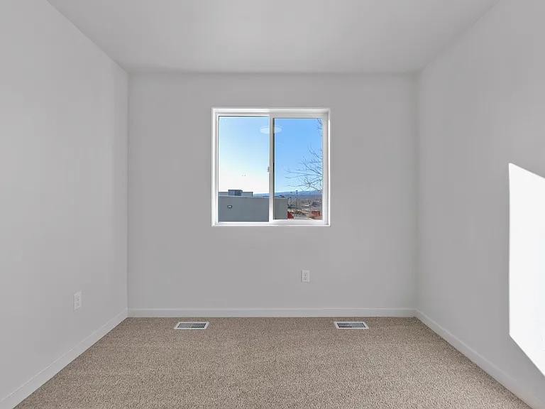 2773 Caspain Way #B — Photo 29